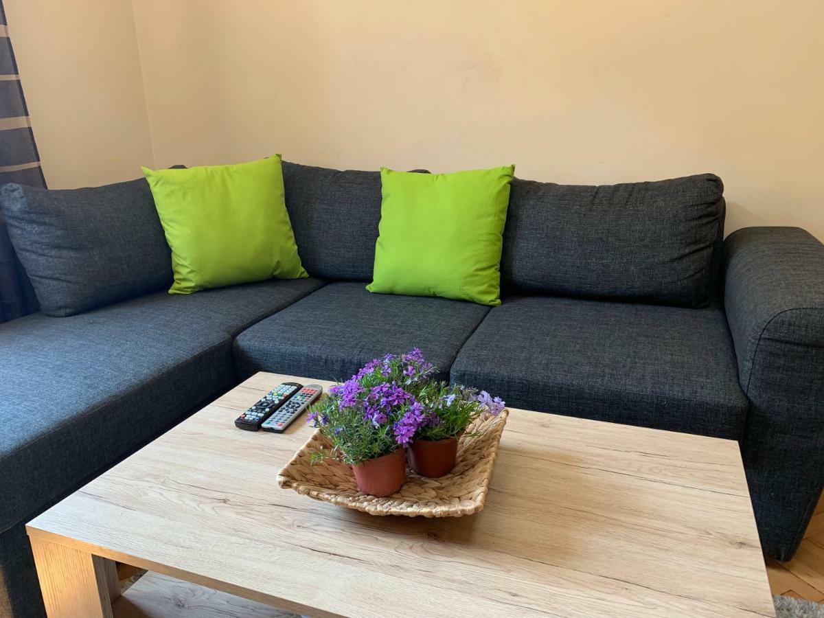 Apartment Stambolijski 26 *
